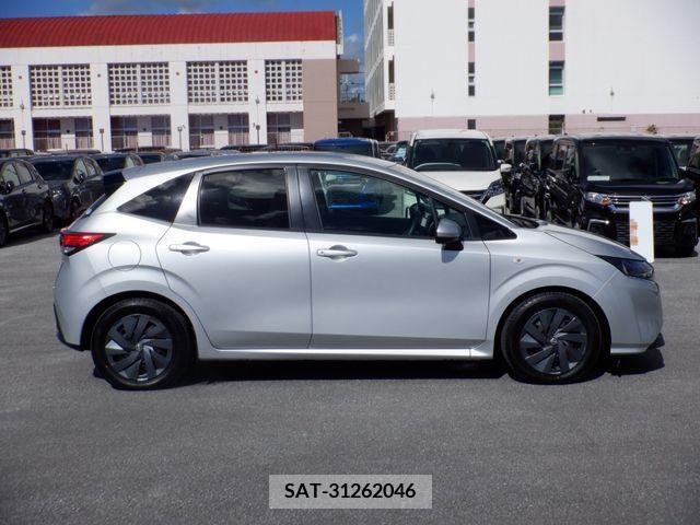 Nissan NOTE 2021-07 334779-5
