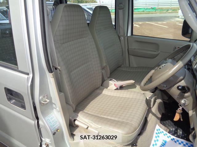 Suzuki EVERY 2008-04 246145-7