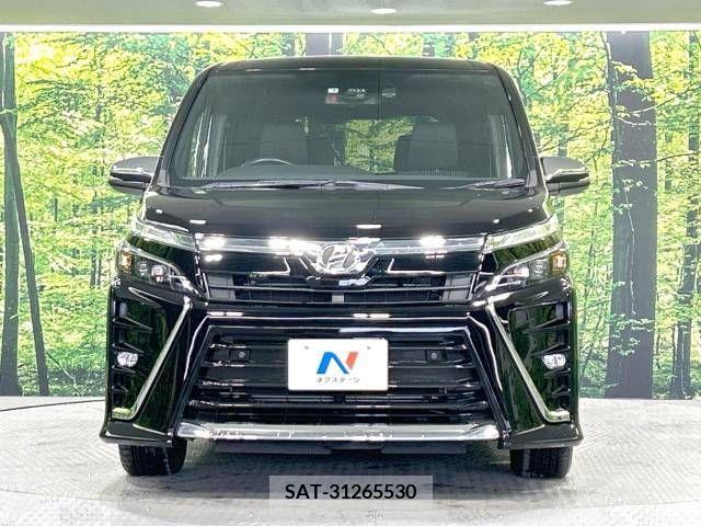 Toyota VOXY 2019-03 223477-15