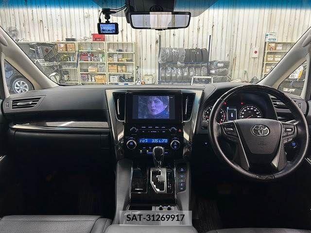 Toyota ALPHARD 2022-01 333313-1