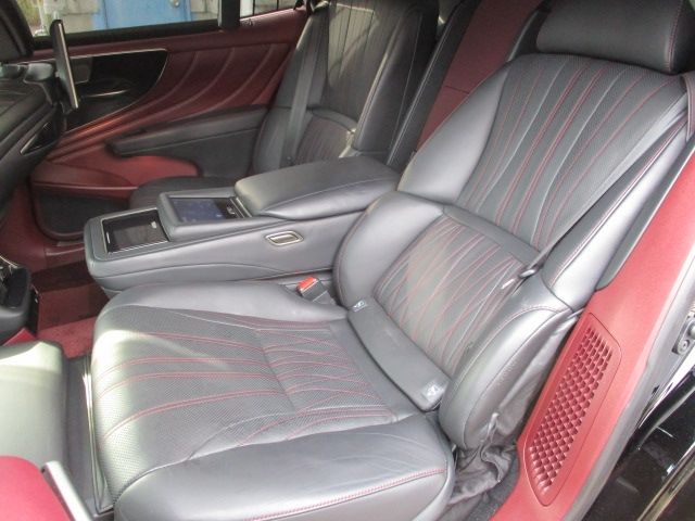 Lexus LS 2018-01 13123-14