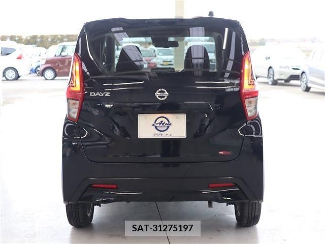 Nissan DAYZ 2022-02 214210-4