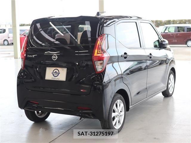 Nissan DAYZ 2022-02 214210-3