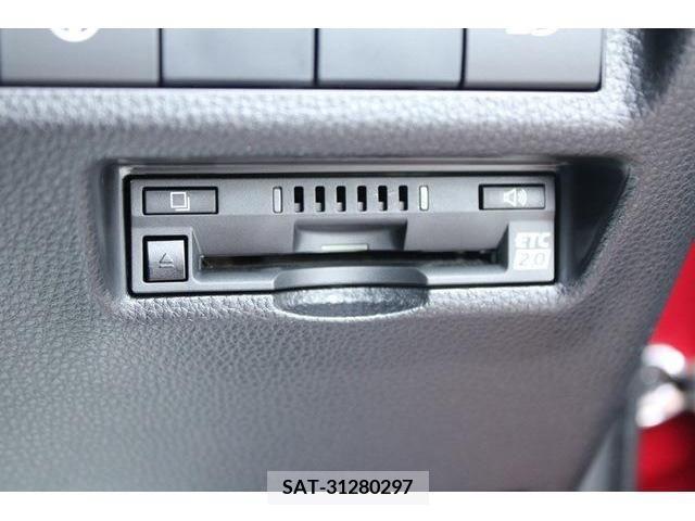 Toyota RAV4 2019-04 386678-5