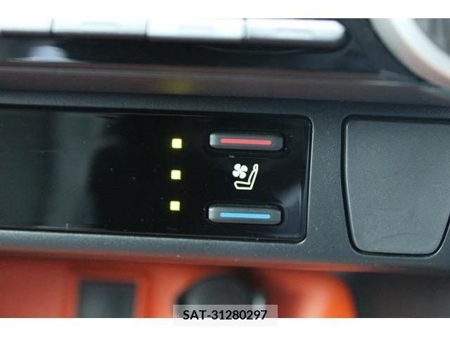 Toyota RAV4 2019-04 386678-4