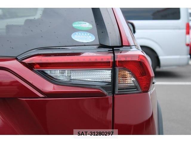 Toyota RAV4 2019-04 386678-12