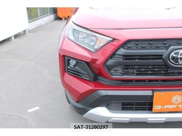 Toyota RAV4 2019-04 386678-11