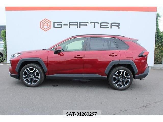 Toyota RAV4 2019-04 386678-9