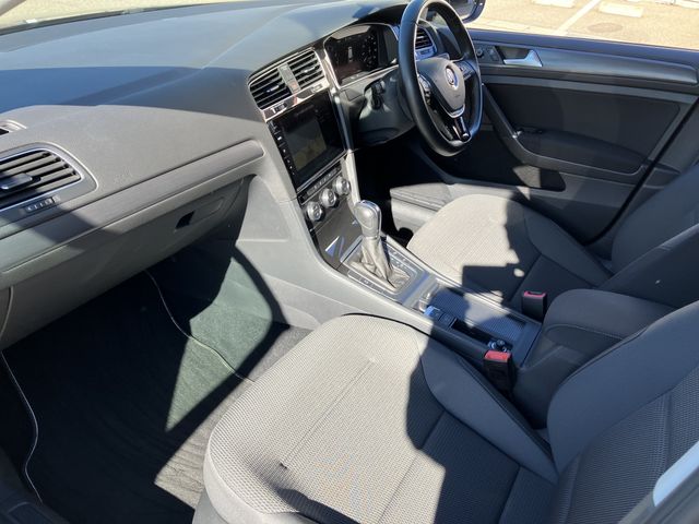 VolksWagen GOLF VARIANT 2019-09 181588-11