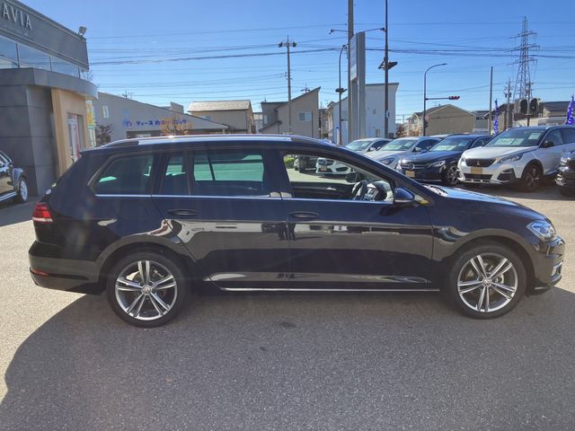 VolksWagen GOLF VARIANT 2019-09 181588-5