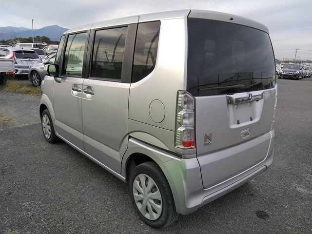 Honda N BOX 2016-04 190504-2
