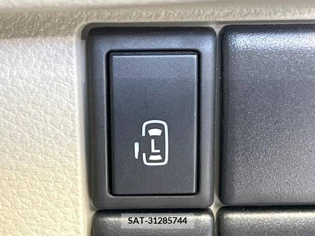 Suzuki SPACIA 2014-03 250381-2