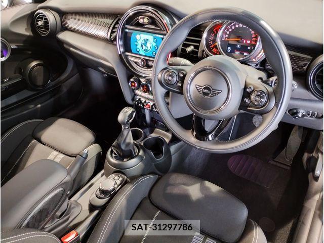 Bmw MINI 2018-12 319827-13