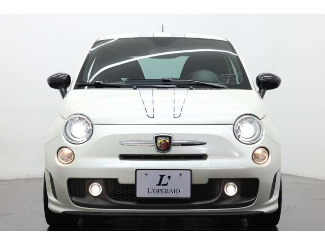 Abarth 695 2012-10 191377-15