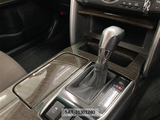 Toyota MARK X 2014-10 381422-24