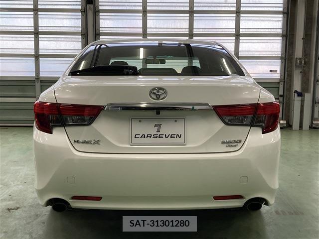 Toyota MARK X 2014-10 381422-5