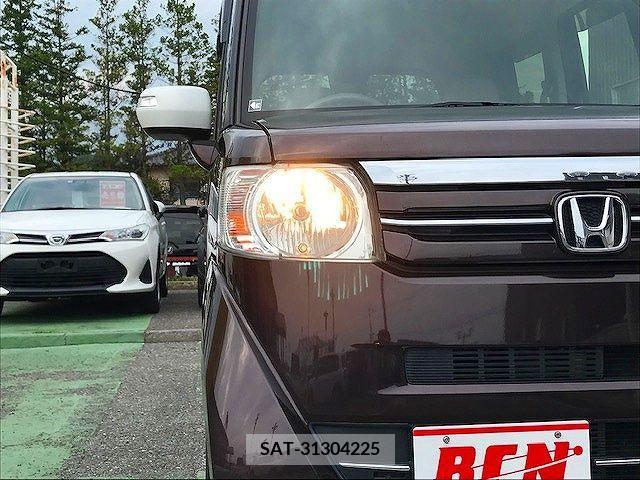 Honda N BOX 2016-10 306822-25