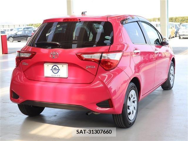Toyota VITZ 2017-04 240276-5