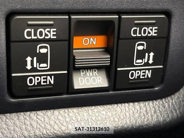 Toyota VOXY 2016-08 349600-2