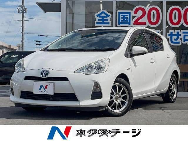 Toyota AQUA 2013-07 351865-0