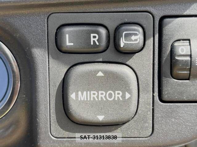 Toyota AQUA 2013-07 351865-6