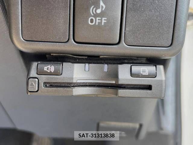 Toyota AQUA 2013-07 351865-5