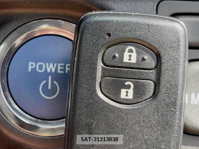 Toyota AQUA 2013-07 351865-4
