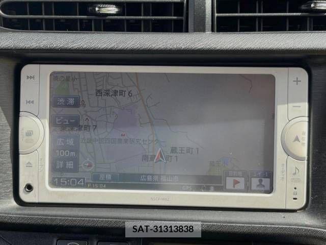 Toyota AQUA 2013-07 351865-2