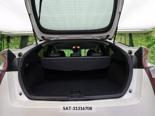 Toyota PRIUS 2015-12 209880-11