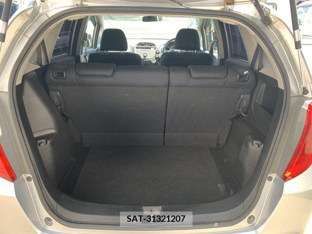 Honda FIT 2008-01 371768-13