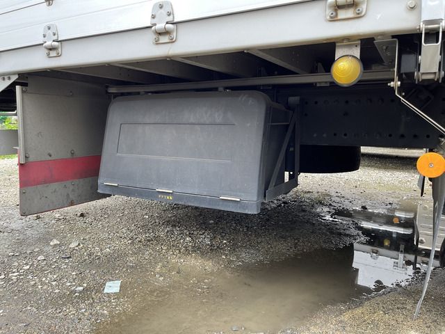 Hino PROFIA 2019-03 8728-19