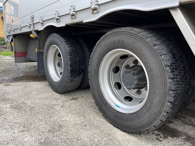 Hino PROFIA 2019-03 8728-16