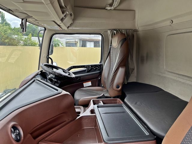 Hino PROFIA 2019-03 8728-2