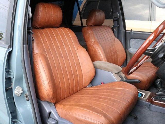 Toyota HILUX SURF 1996-01 8832-3