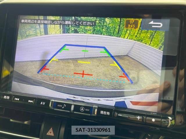 Toyota C-HR 2017-11 330750-3