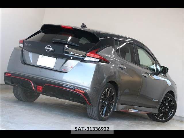 Nissan LEAF 2023-02 321009-11