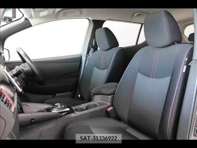 Nissan LEAF 2023-02 321009-17