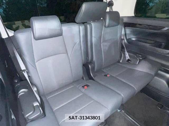 Toyota ALPHARD 2022-03 333464-17