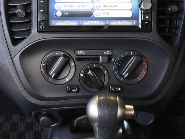 Nissan JUKE 2013-09 23360-10