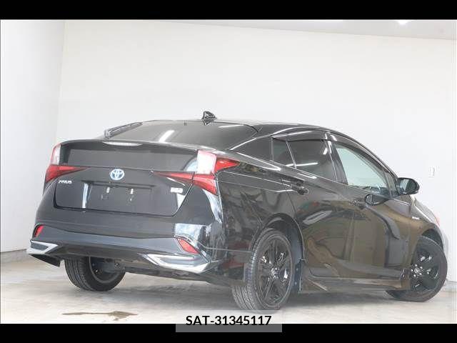 Toyota PRIUS 2019-12 282225-12