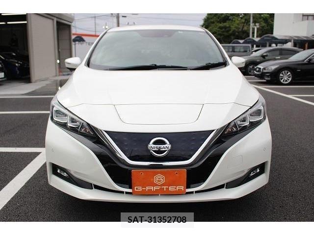Nissan LEAF 2017-11 385953-1