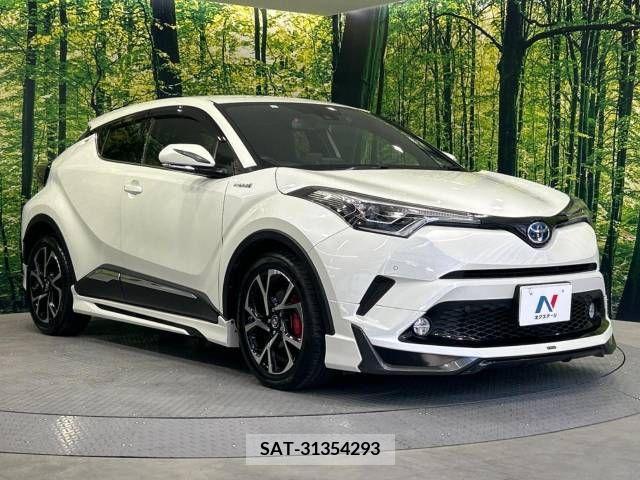 Toyota C-HR 2017-05 264173-16