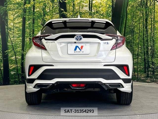 Toyota C-HR 2017-05 264173-15