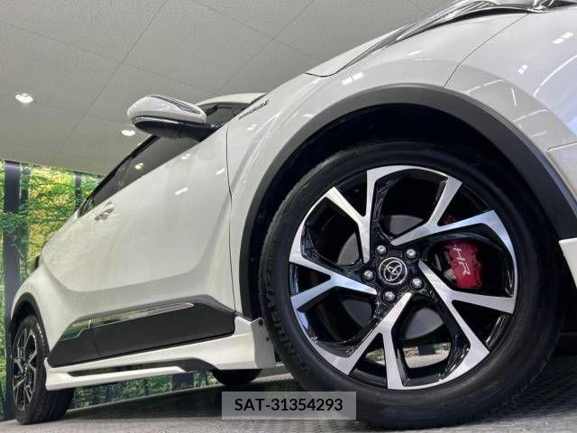 Toyota C-HR 2017-05 264173-13