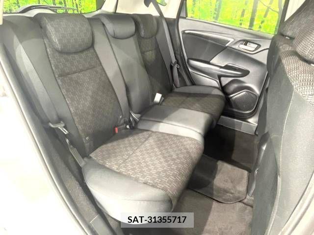 Honda FIT 2017-07 350025-9