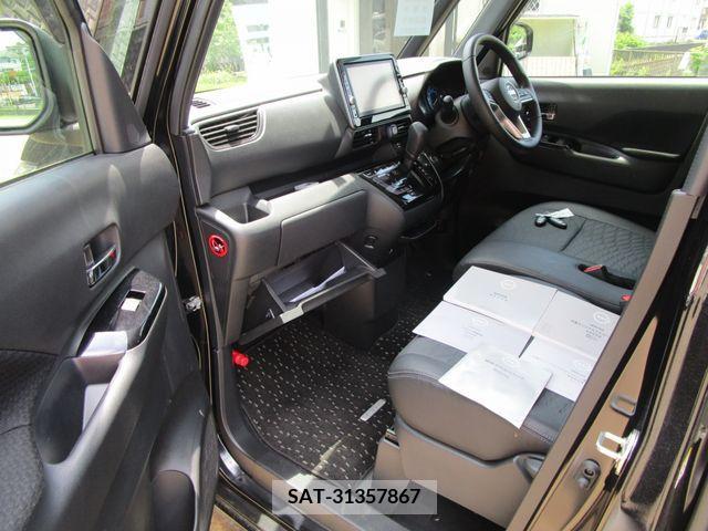 Nissan ROOX 2022-07 334285-13