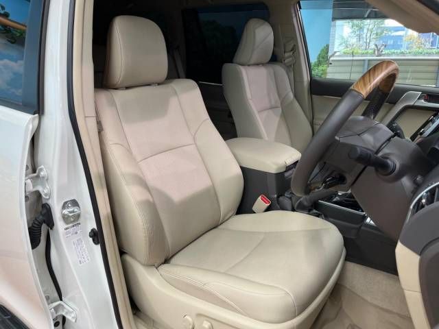 Toyota PRADO 2022-07 196671-10