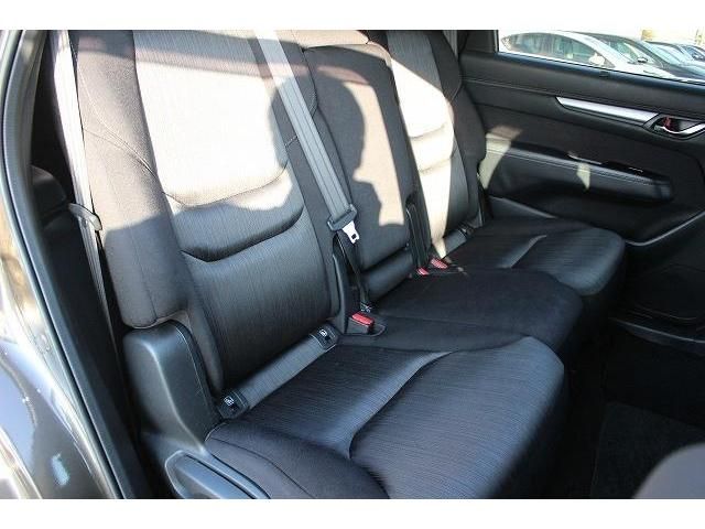 Mazda CX-8 2018-02 186958-13