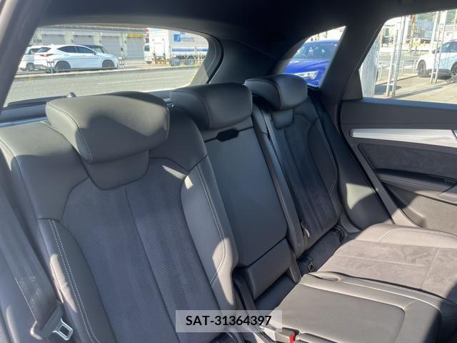 Audi Q5 2022-11 342539-12