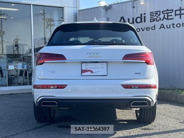 Audi Q5 2022-11 342539-3